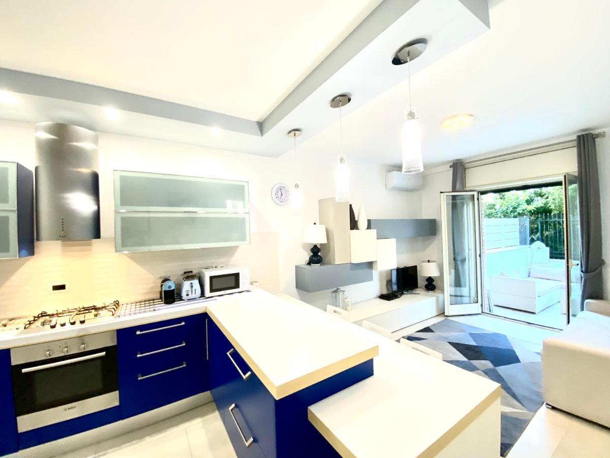 Mottola Apartment Тропеа Екстер'єр фото