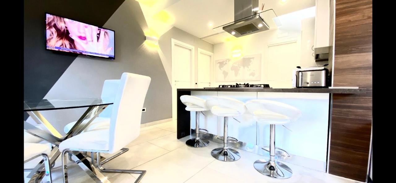 Mottola Apartment Тропеа Екстер'єр фото