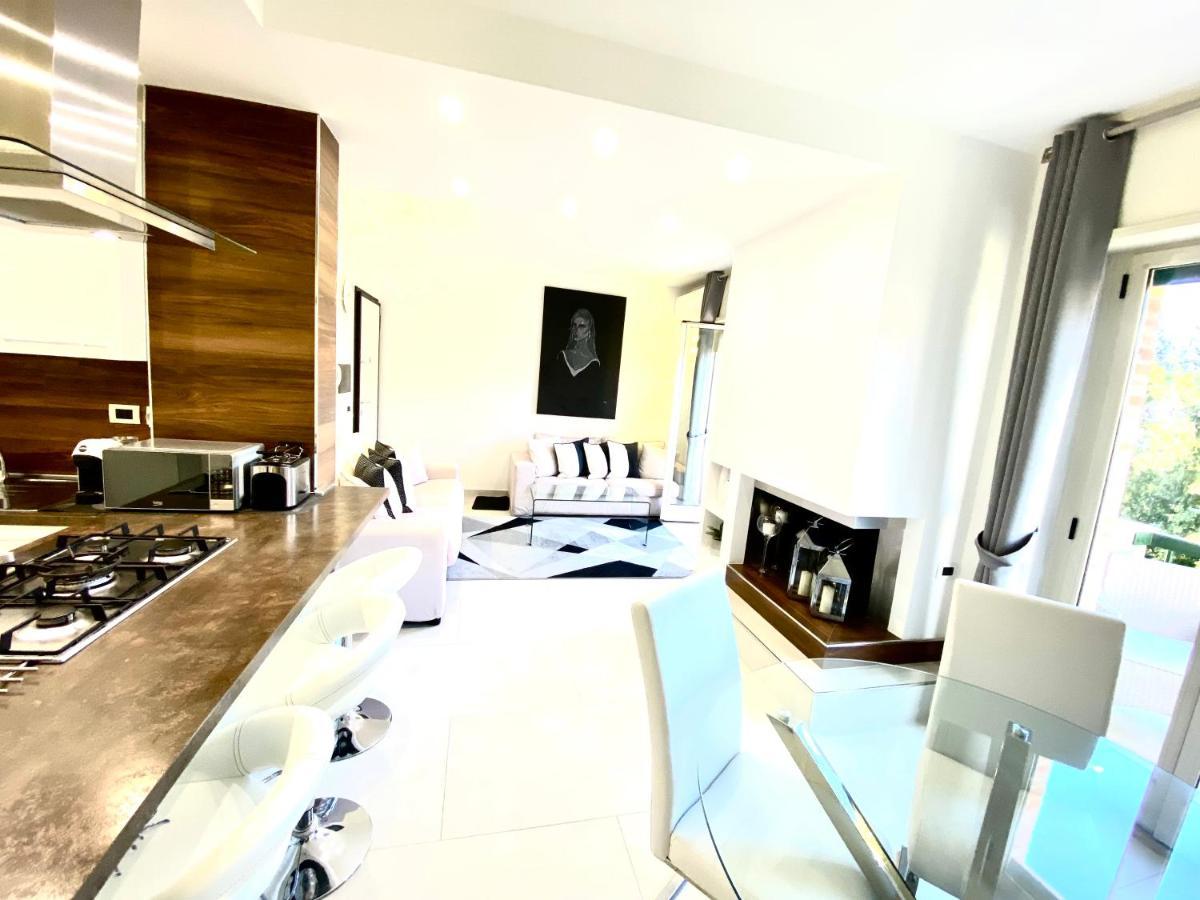 Mottola Apartment Тропеа Екстер'єр фото