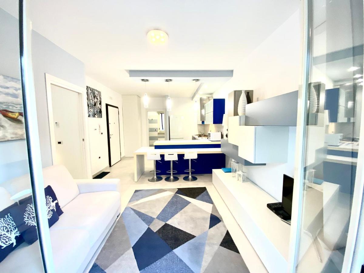 Mottola Apartment Тропеа Екстер'єр фото