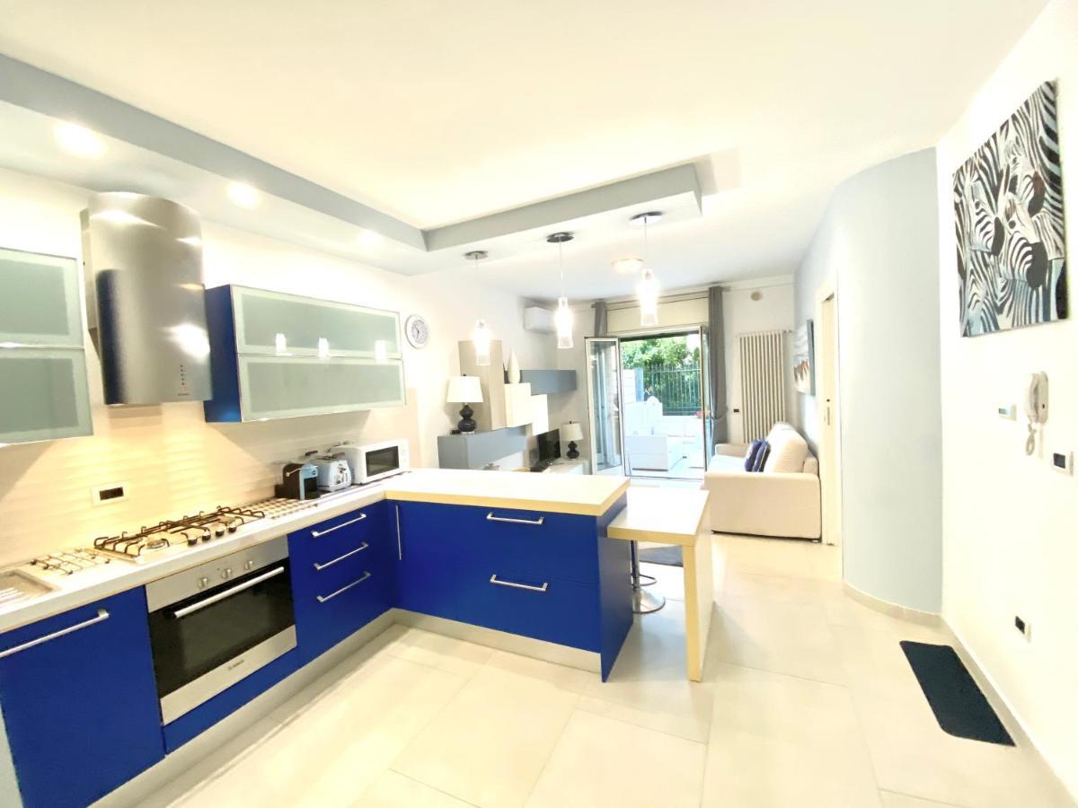 Mottola Apartment Тропеа Екстер'єр фото
