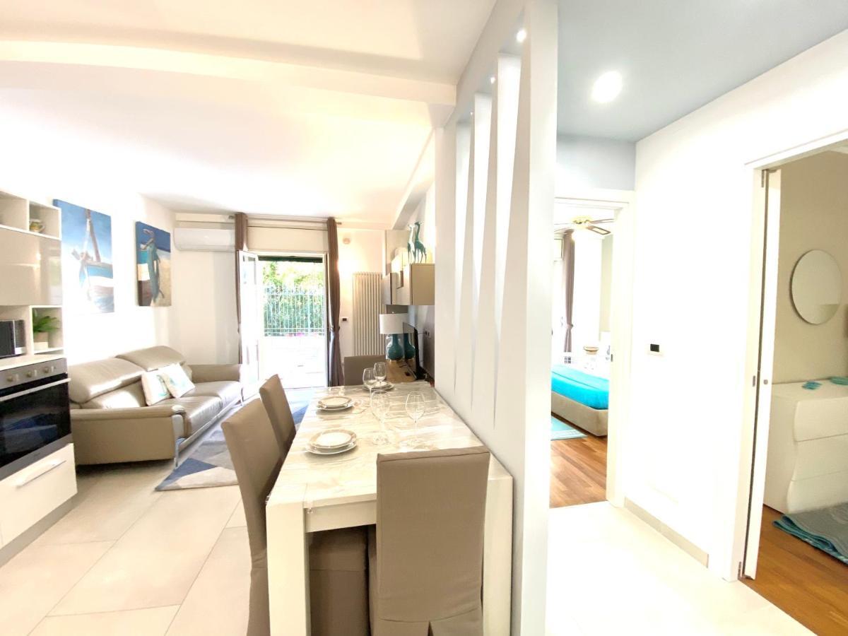 Mottola Apartment Тропеа Екстер'єр фото