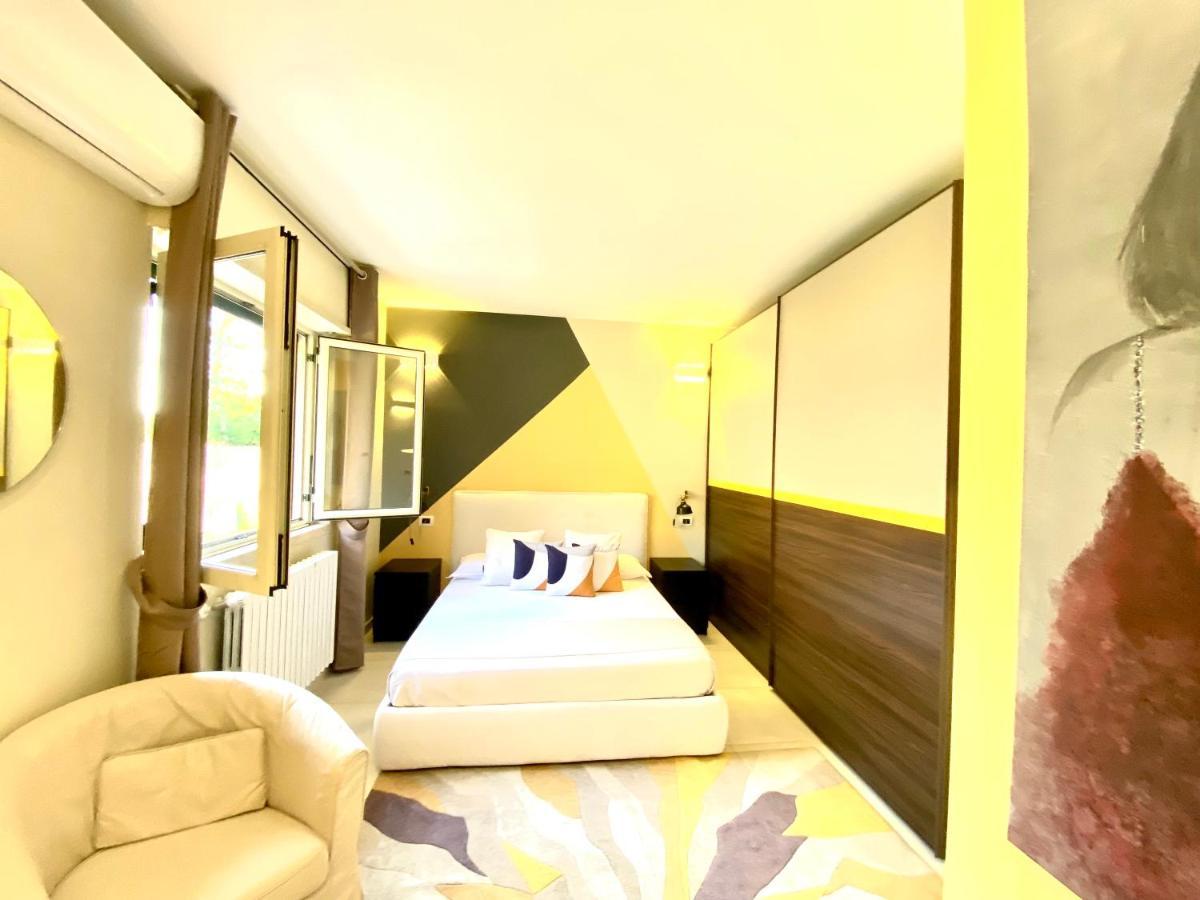 Mottola Apartment Тропеа Екстер'єр фото