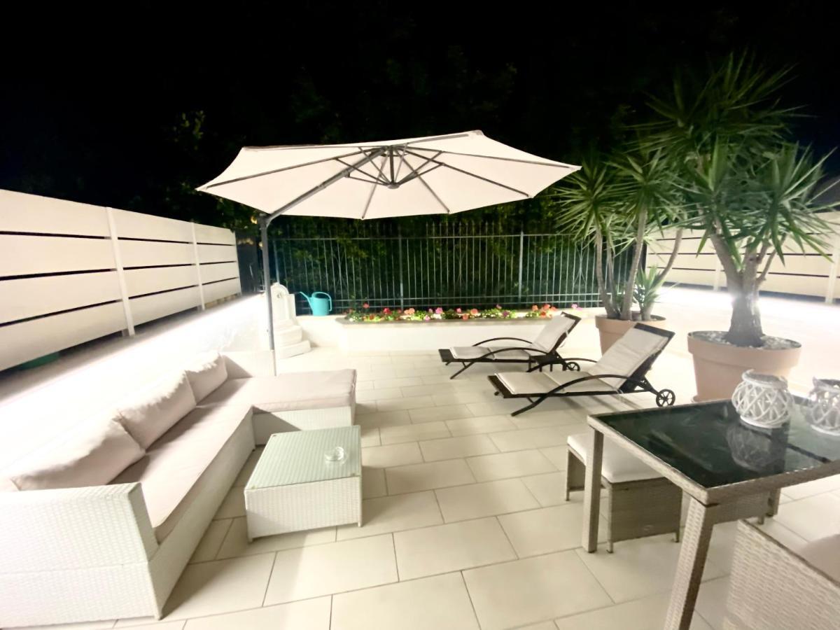 Mottola Apartment Тропеа Екстер'єр фото