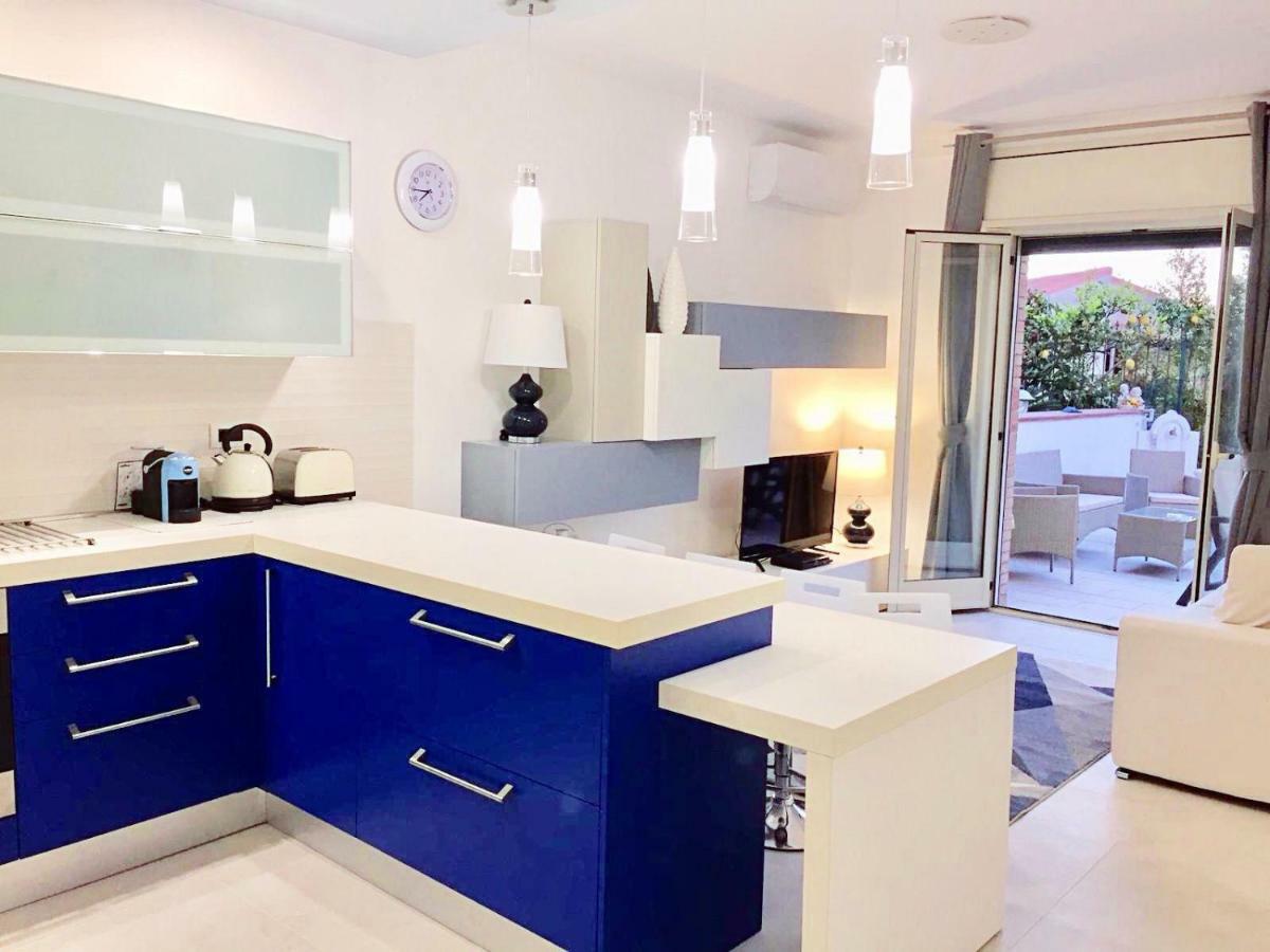 Mottola Apartment Тропеа Екстер'єр фото